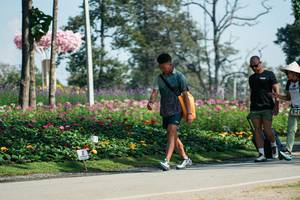 BIB: 
                            <button type="button" onclick="openModal(27607792)" class="btn btn-primary btn-sm float-right btn-popup" data-toggle="modal" data-target=".modal-high-quality">
                        <i class="fas fa-shopping-cart"></i> Add to Cart
                    </button>
                                            <button type="button" onclick="isThisMe(27607792, true)" class="btn btn-success btn-sm float-right btn-popup btn-isme hidden" data-toggle="tooltip" data-placement="bottom" title="นี่คือรูปของคุณใช่ไหม คลิกที่นี่เพื่อเอาเข้าอัลบั้ม">
                        <i class="fas fa-plus"></i> Add to album
                    </button>
                    <button type="button" onclick="isThisMe(27607792, false)" class="btn btn-warning btn-sm float-right btn-popup btn-isnotme hidden">
                        <i class="fas fa-ban"></i> Remove from album
                    </button>